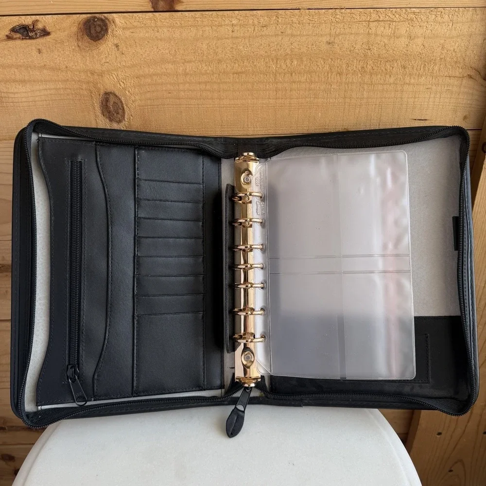 VTG Franklin Covey Planner 7 Ring Leather Zip Around Classic Black Pockets